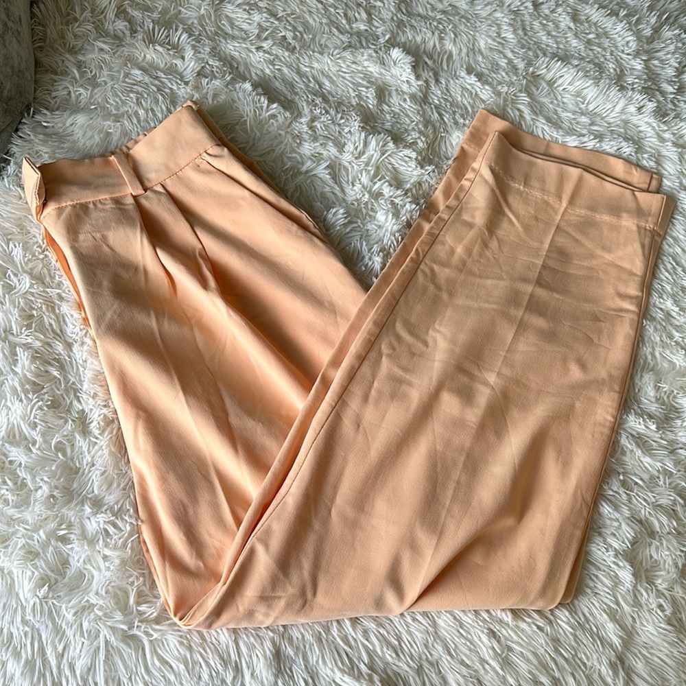 NWT Flowy Light Orange Pant
